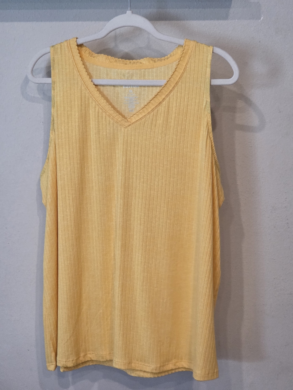 Croft & Barrow Yellow Ribbed V-Neck Tank